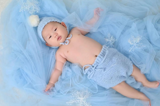 借卵生子机构孕妇肚子上长红点